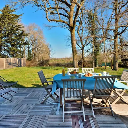 Charme De La Fradiniere By Interhome